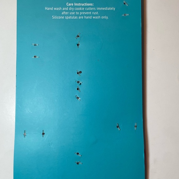 Disney Mickey & Minnie 3pc kitchen set, silicone spatula & cookie cutter set NEW - Picture 5 of 6